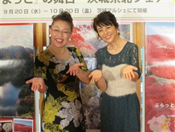 白石美帆さん（右）と柴田理恵さん