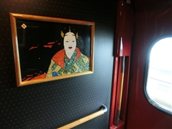 九州新幹線のデッキはすごくお洒落なのだ。 