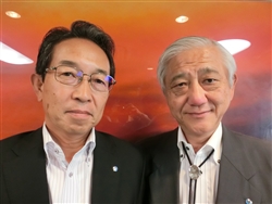 高松帝酸の太田社長（右）と谷口専務（左）