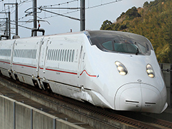 新幹線が九州の大型開発を切り開く