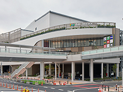 所沢駅前で開業した「エミテラス所沢」