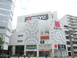 ウエルシアHDとツルハHDの経営統合が迫っている