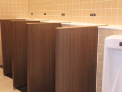 「イオンモール福津」のトイレ。セパレートになっている
