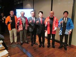 敦賀・若狭の食を語る福井代表の人達（右から3人目は滝波農林水産副大臣）