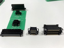 左から順にイリソ電子工業製Z-Move「10120シリーズ」「10127シリーズ」「10128シリーズ」