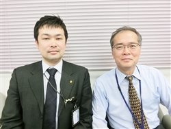 東京ドロウイングの寺岡社長（右）と小宮専務（左）