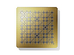 64量子ビットのチップは2センチ角（写真提供：理化学研究所量子コンピュータ研究センター）