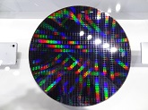 韓国のある太陽光ウエハーメーカーのライン内部の様子
